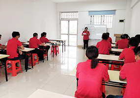 廣州保潔公司，糾正室內(nèi)環(huán)境清潔常見的幾個(gè)誤區(qū)